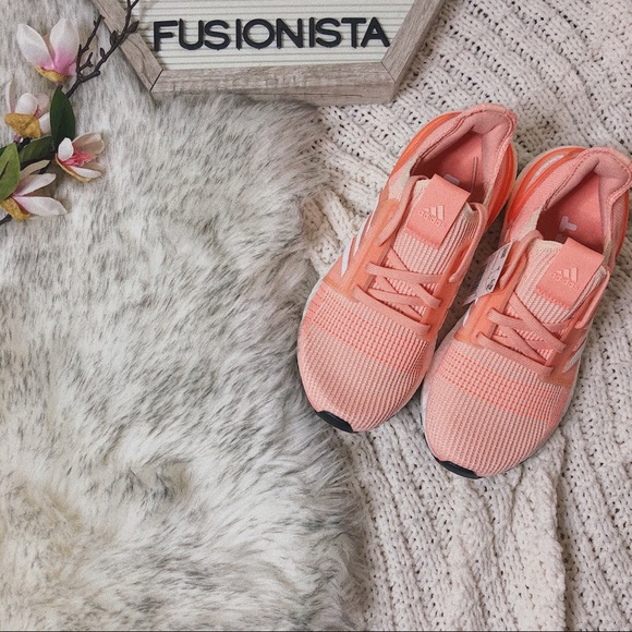 NWT 🍭Rare Adidas Ultraboost 19 Peach Pink - Picture 4 of 10